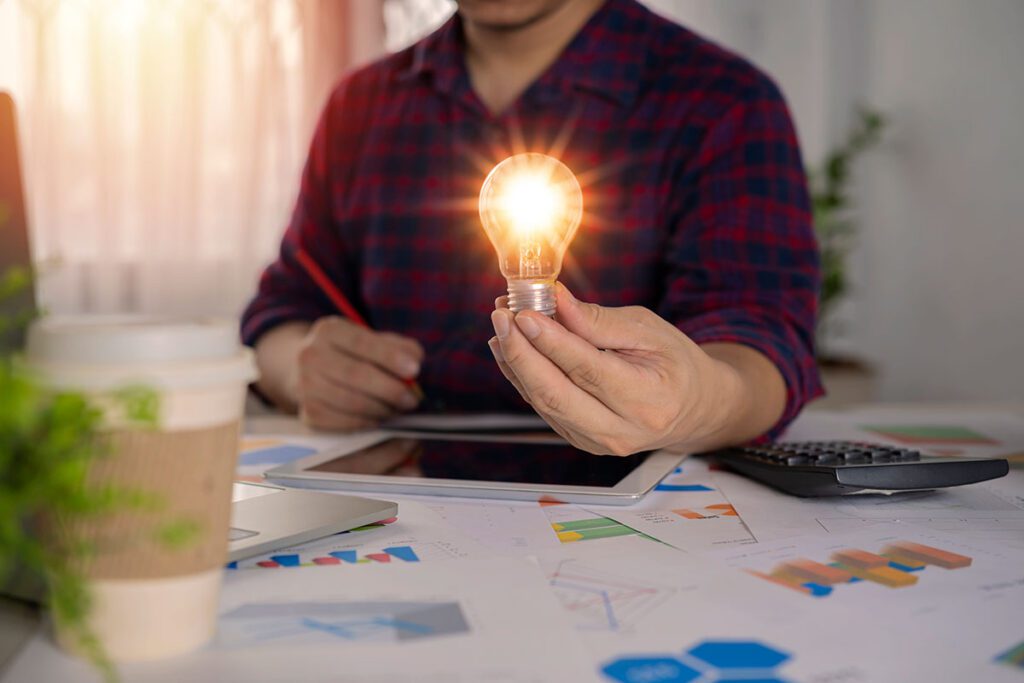 Impostos na conta de luz: Como entender e reduzir os custos